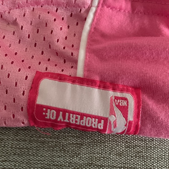 Pets First NBA LA Lakers Pink Jersey for Pet - Picture 6 of 11